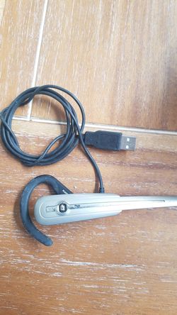 PLANTRONICS BLUETOOTH HEADSET WITH CABLE