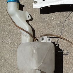 Honda CIVIC CRX Windshield Washer Reservoir Fits 1990  and 1991