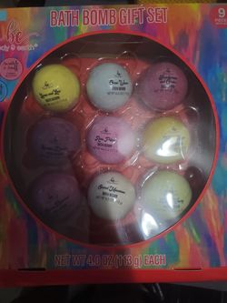 Bath bomb gift set