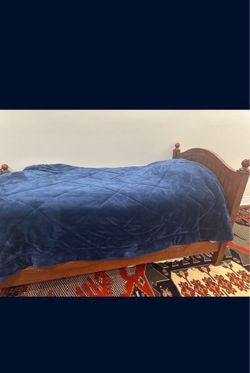 Twin bed