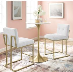 BRAND NEW Bar Stools