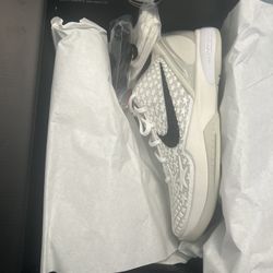Kobe VIII PROTRO