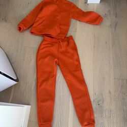 Boys Size 10 Orange Sweat Suit.
