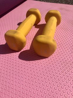 Two (2) 3lb Neoprene Reabok Dumbbells exercise toning Weights