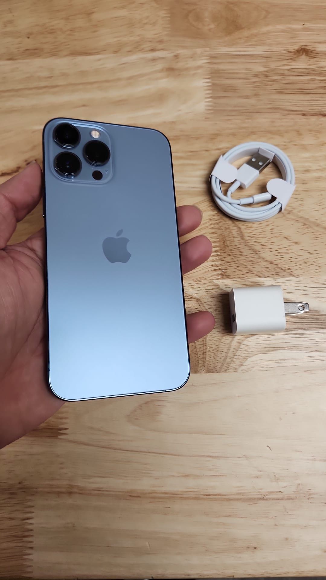 ♻️ IPhone 13 Pro Max♻️ 128gb ♻️unlock for any sim ♻️ IPhone 13 Pro Max♻️ 128gb ♻️unlock for any sim