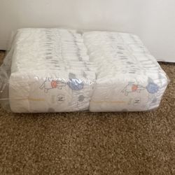 Huggies New Born Diapers 30 Pack