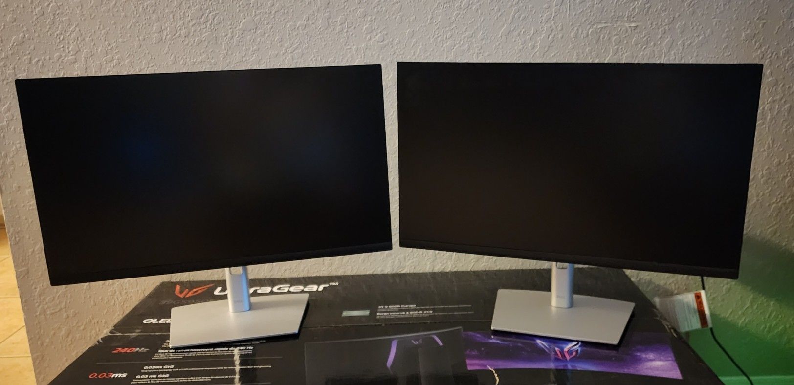 24" DELL