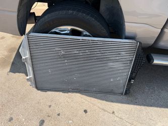 2020-2025  Chevrolet Silverado 3500 HD 2500 gmc Sierra Intercooler