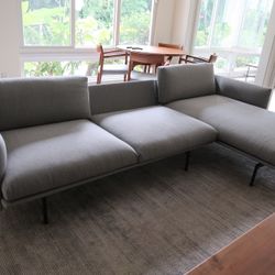 muuto outline sofa grey