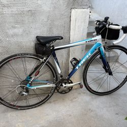 Trek Road Bike And Car Mount