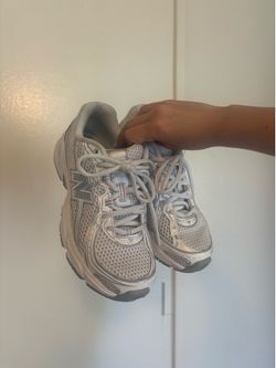 New Balance 740s
