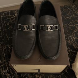 Louis vuitton Size 8.5 US Size 9.5