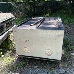 Insulated Dog Kennel