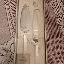 Wedding CAKE KNIFE AND SERVER MOTHER OF PEARL  HANDLES, LIKE NEW