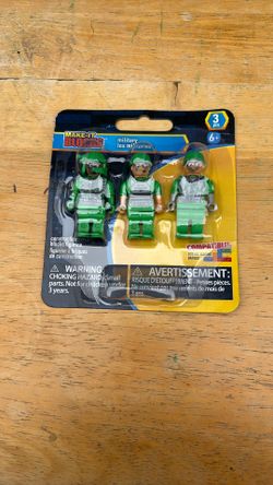 Blocks Figurine Military