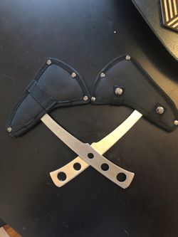 Set of Throwing Axes