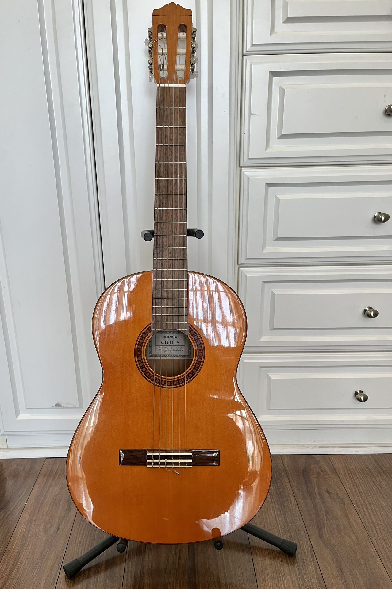 Used YAMAHA CG111S Classical Acoustic Guitar for Sale in Pembroke Pines