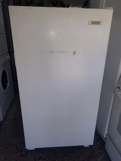 Kelvinator Upright Freezer 