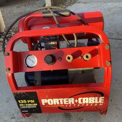 Compressor  Porter Cable 135 Psi 4  Gallons 