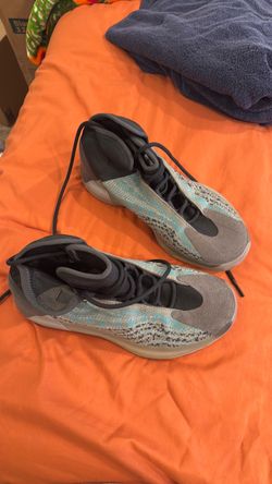 adidas Yeezy QNTM “Teal Blue”