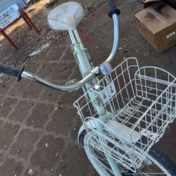 Bike  HUFFY  PEACH CRUISER 26INCH SINGLE WORK PERFECT EVRYTHING IS GOOD 