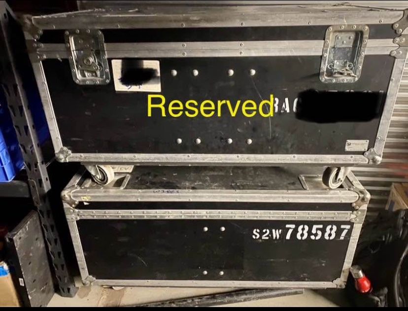 Jumbo Road Case/ Trunk with Casters.