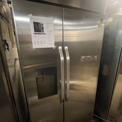 Lg Refrigerator 42” Built In Stainless Steel 2022