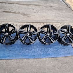 19" Honda Accord Sport Rims OEM in Gloss Black finish OEM 2018-2026.