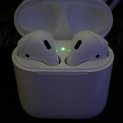 Apple AirPods (2nd Gen) – Working – Downtown Pickup 
