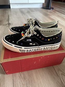 Vans Satoshi Nakamoto Round Lucky Charm