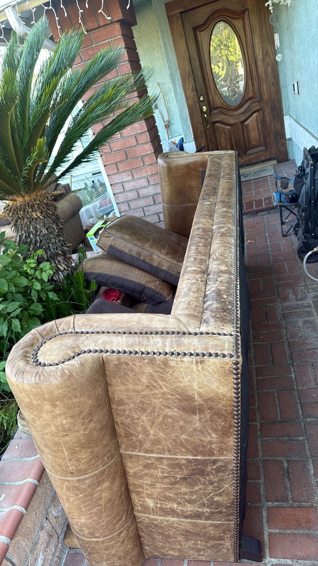 Free leather couches