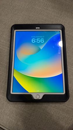 Apple iPad 5th Generation 32GB WiFi