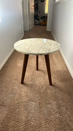 Nightstand Round. Set Of 2
