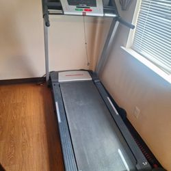 Treadmill 