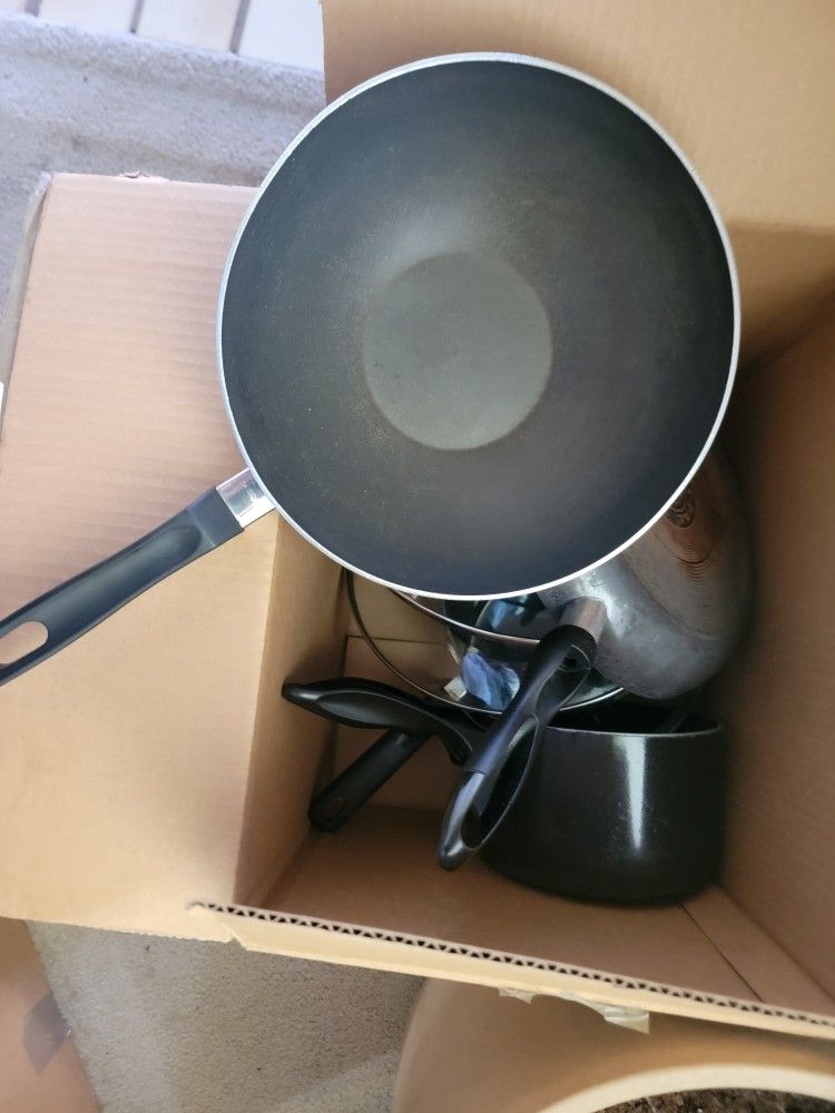 YARD SALE BOXES