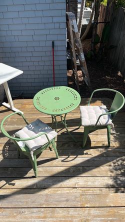Free bistro table set