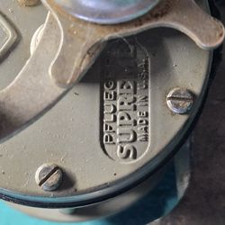 Pfleuger Supreme Fishing Reel Vintage