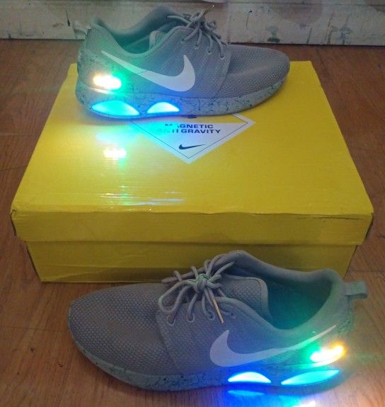 Nike Roshe Mag Nike Mag Roshe Nike Sneakers Custom Roshe Run  display picture 1