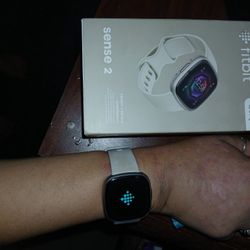 Fitbit Senses 2