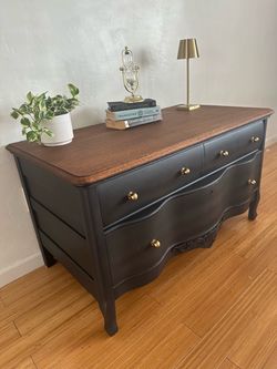 Solid wood oak dresser