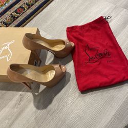 Christian louboutin Very Prive Heels Size 41