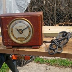 60s HAMMOND wood Small Electrical Clock, Doesn't Work