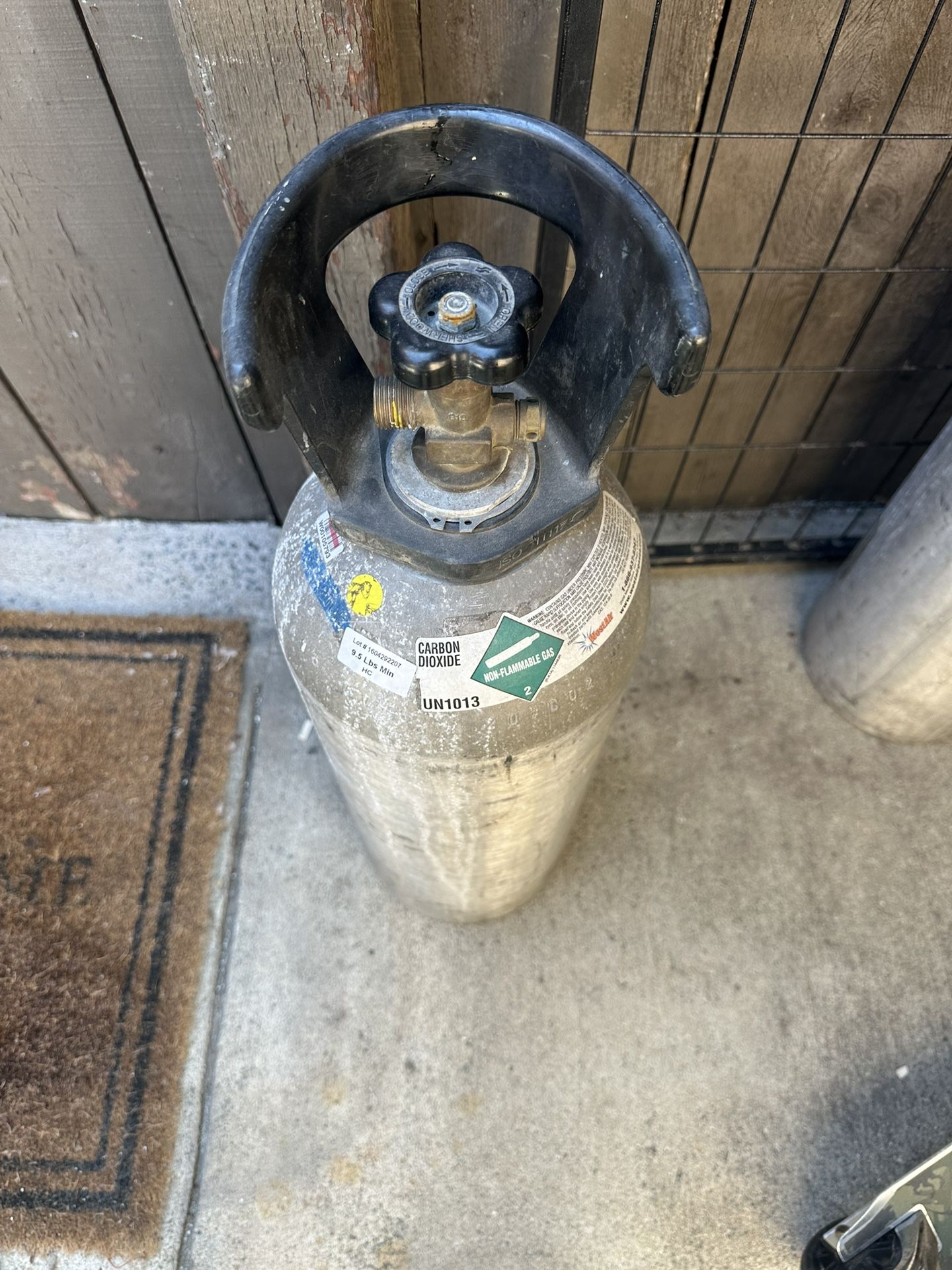 20 Lb CO2. Tank for Sale in Chula Vista, CA OfferUp