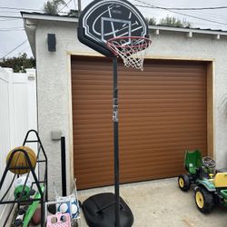 Lifetime 32" Youth Portable Basketball Hoop