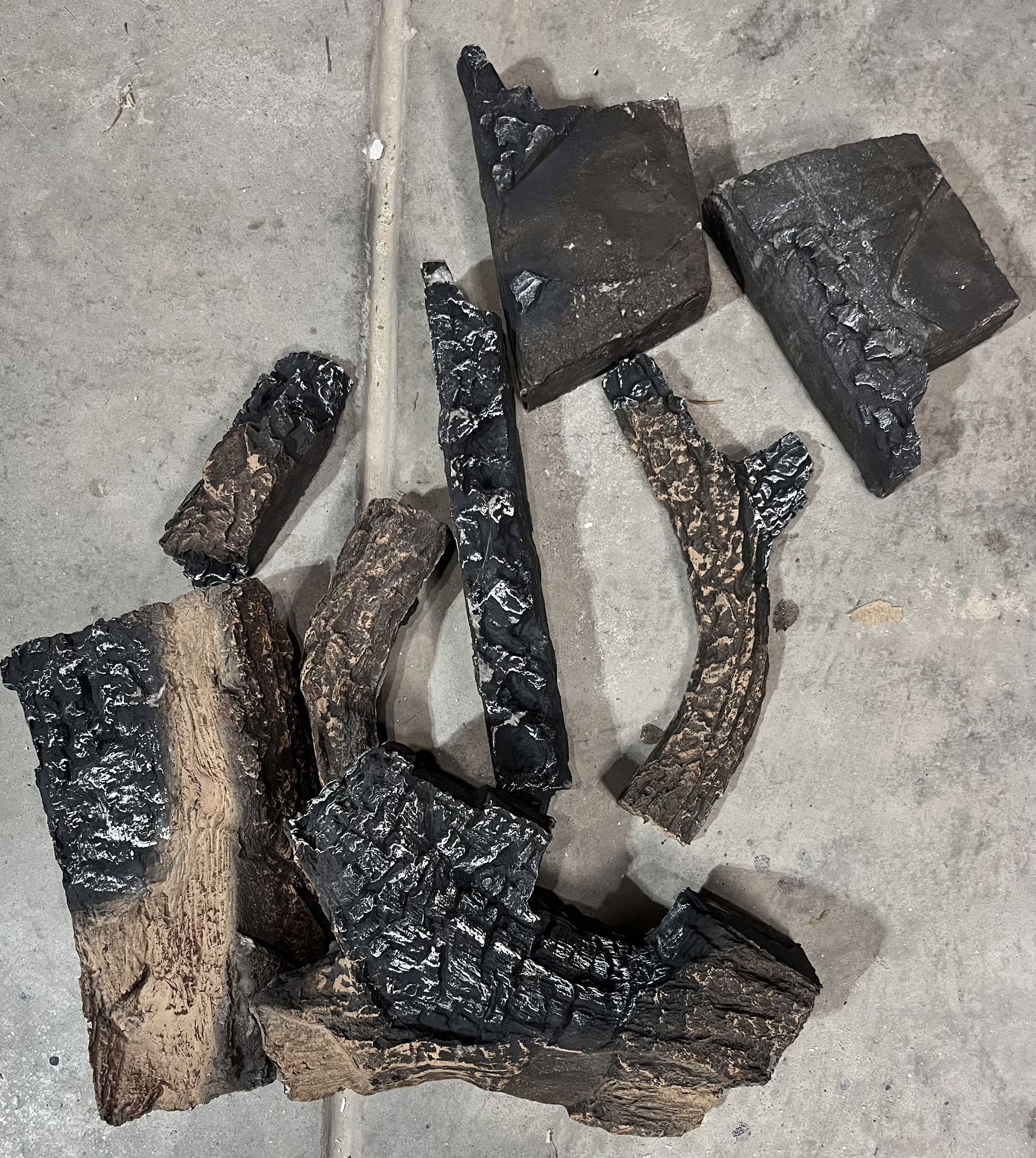 Gas Fireplace Logs