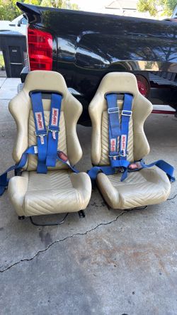 UNIVERSITY BUCKET SEATS