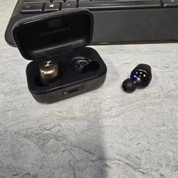 Sennheiser Momentum 4 Earbuds