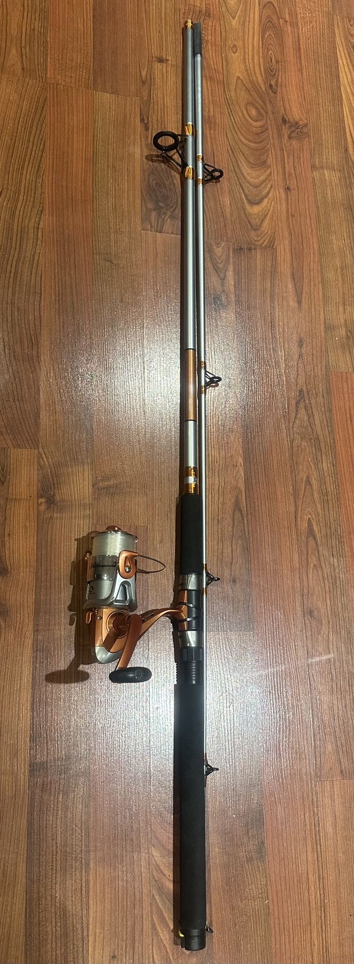 Like New Shakespeare’s Catch More Fish Spinning Combo