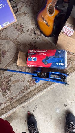 Hydraulic trolley jack