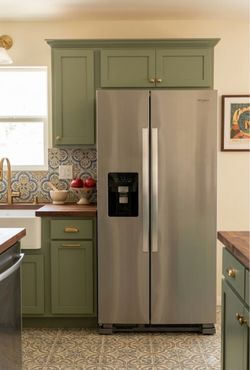 Whirlpool side by side Refrigerator